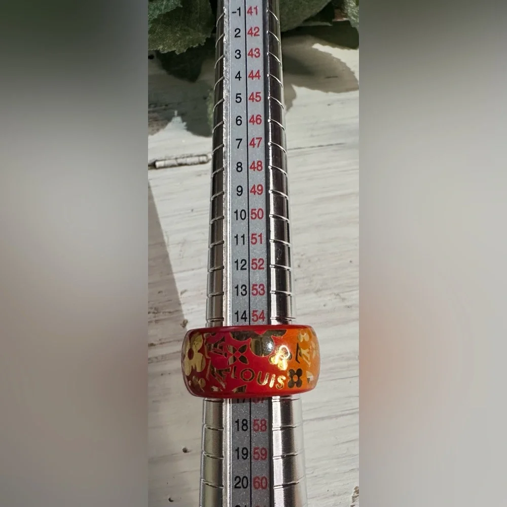 Louis Vuitton Orange and Gold Floral Ring - Picture 8 of 8